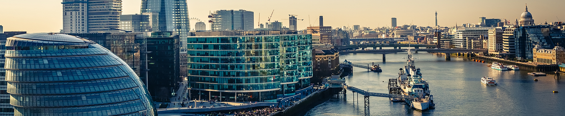 Admin and public law expertise banner - city of London